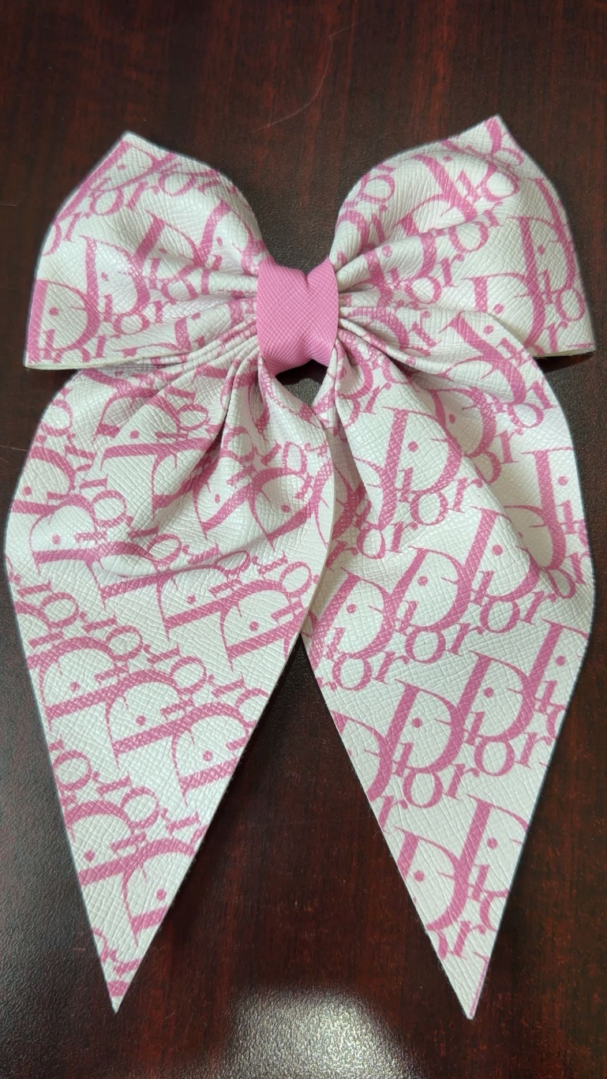 White/Pink Bow