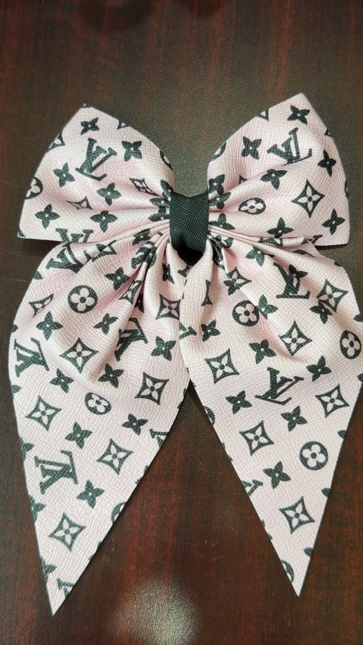 Pink/Black Bow