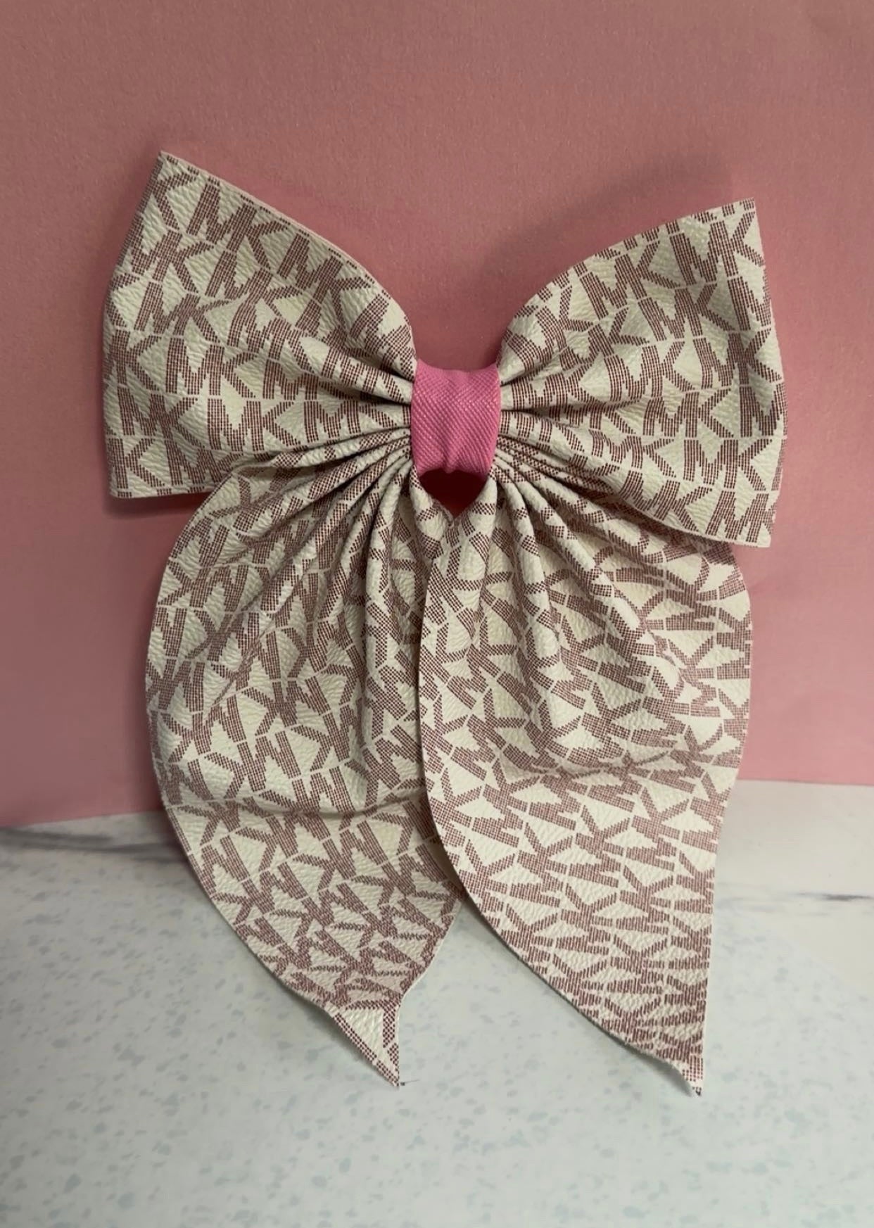 Pink/White Bow