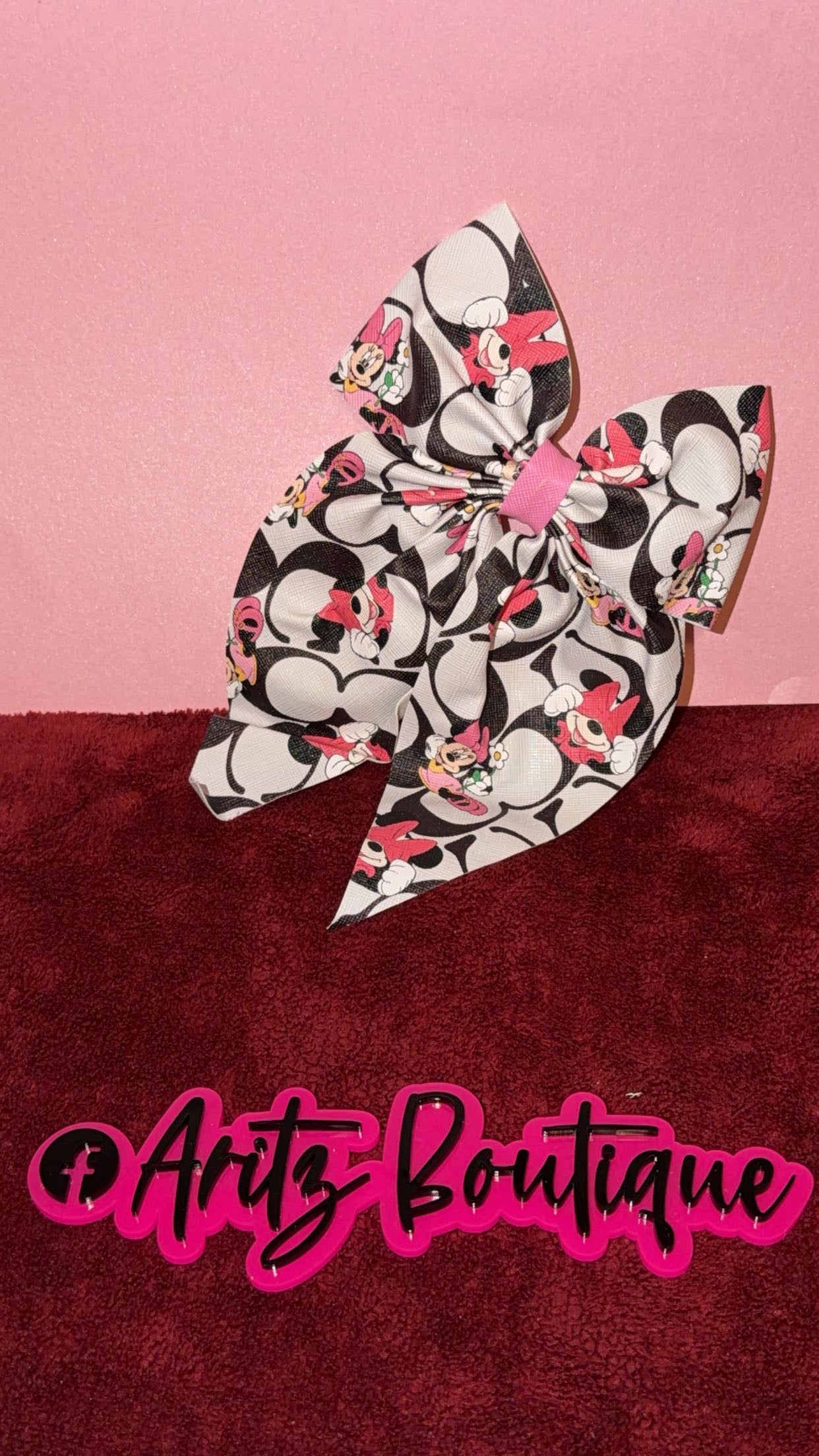 Pink/Black Bow