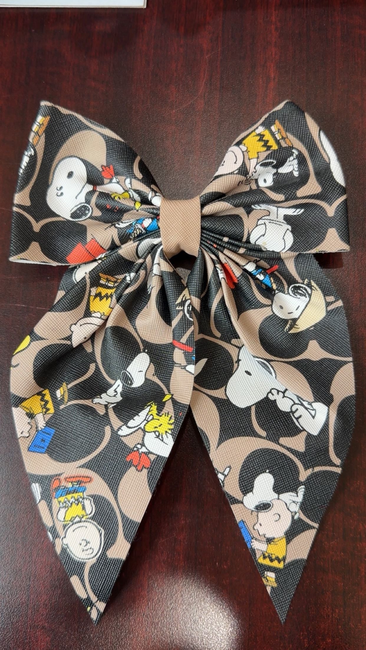 Brown/Black Bow