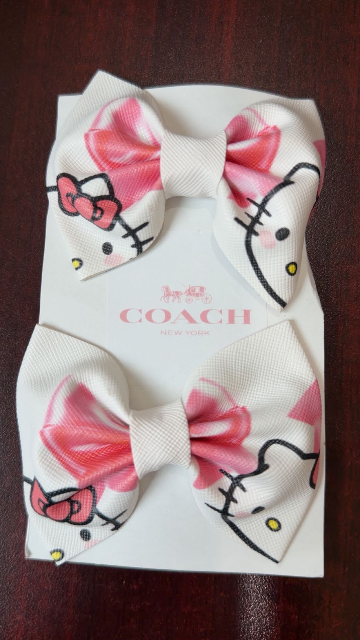 White/Pink Pair of Bows