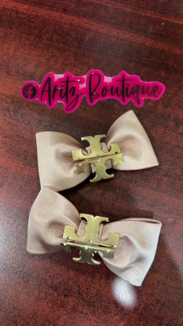 Tan Pair of Bows